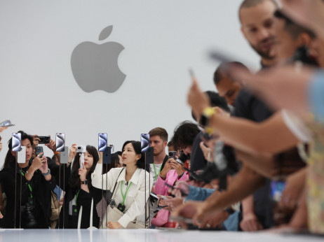 „Епл“ најави најголема програма за откуп на акции во историјата на САД
