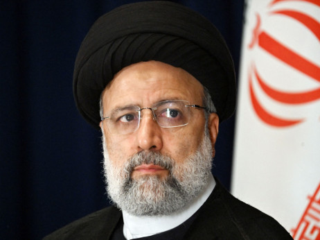 Иранскиот претседател Ебрахим Раиси загина во хеликоптерска несреќа