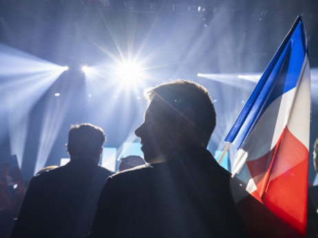 Прв круг вонредни парламентарни избори во Франција