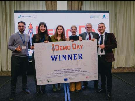 Со биокожа од комбуха македонски студентки ќе го освојуваат регионот