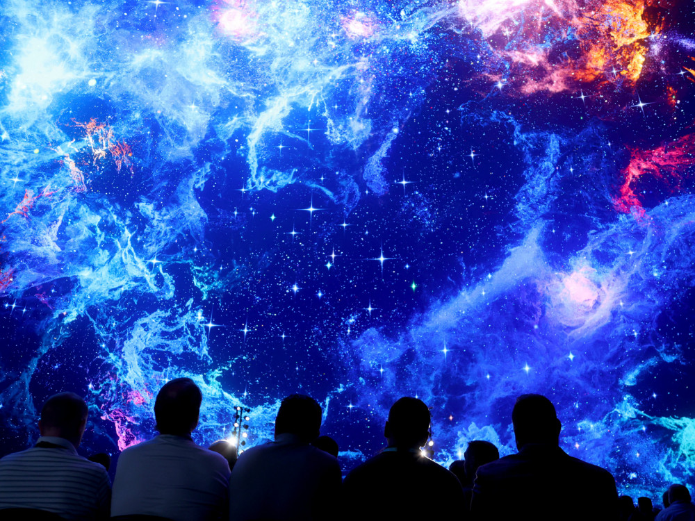 Откријте ја технологијата што ги напојува Тејлор Свифт, „Нетфликс“ и „Сфир“