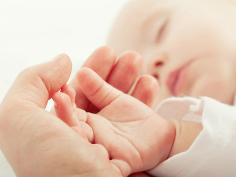 „Хип“ ја повлекува бебешката храна од австриски „Шпар“ - содржи отровни материи