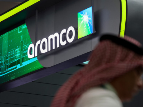 Профитот на „Арамко“ ги надмина очекувањата по растот на цената на нафтата предизвикан од војната