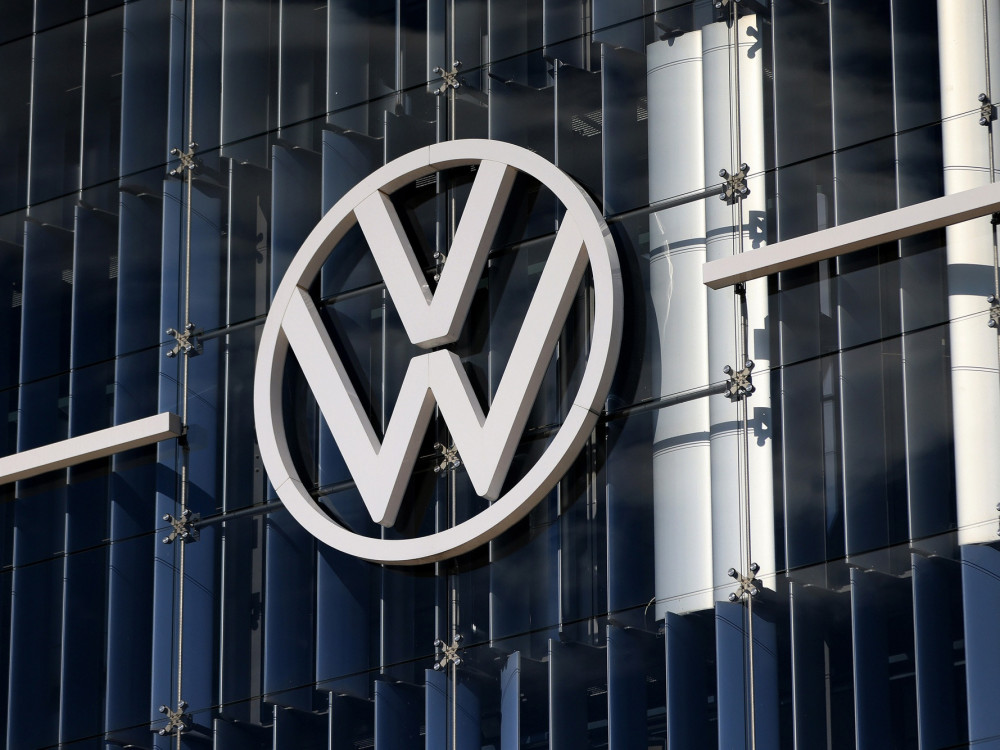 „Фолксваген“ планира затворање на три фабрики во Германија