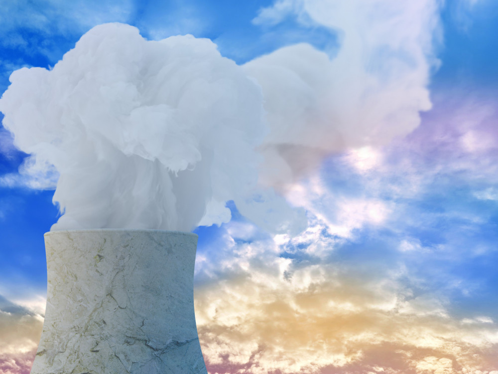 Светот инвестира во нуклеарки - за нас тоа е скапа играчка, a отпадот огромен ризик