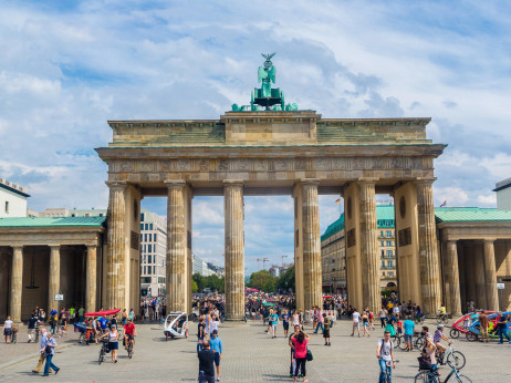 Европската економија почнува да боледува од војната на Трамп со Иран