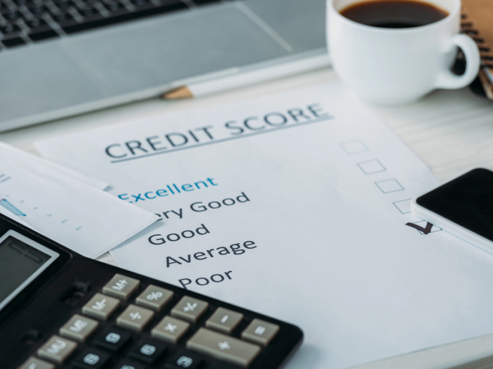 Финансиските друштва уриваат рекорди: Над 227.000 договори за брзи кредити