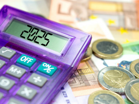 Зошто потфрли македонскиот буџет во 2025 година?