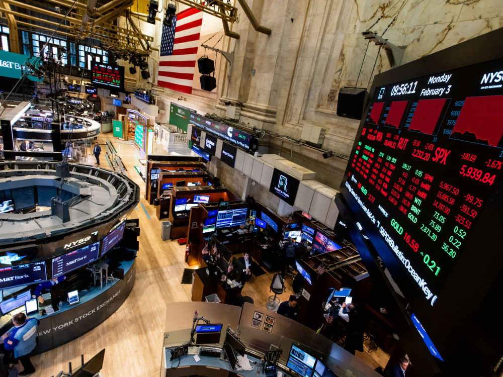 Индексот S&P 500 со најголема распродажба во 2025 година, обврзниците растат