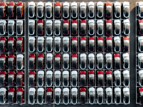 Крај на ерата на евтини електрични автомобили?