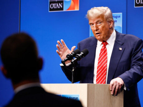 Поддршката на Трамп отвора пат за европски трупи во Украина