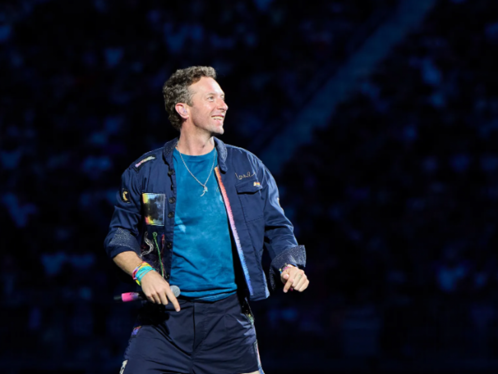 Директорот на „Астрономер“ си поднесе оставка по инцидентот на концертот на „Колдплеј“