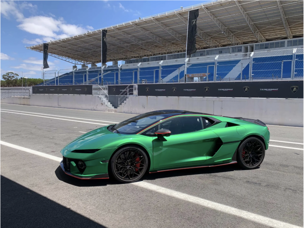 Тестиравме „ламборгини темерарио“: Ретко кој автомобил дава такво чувство на моќ