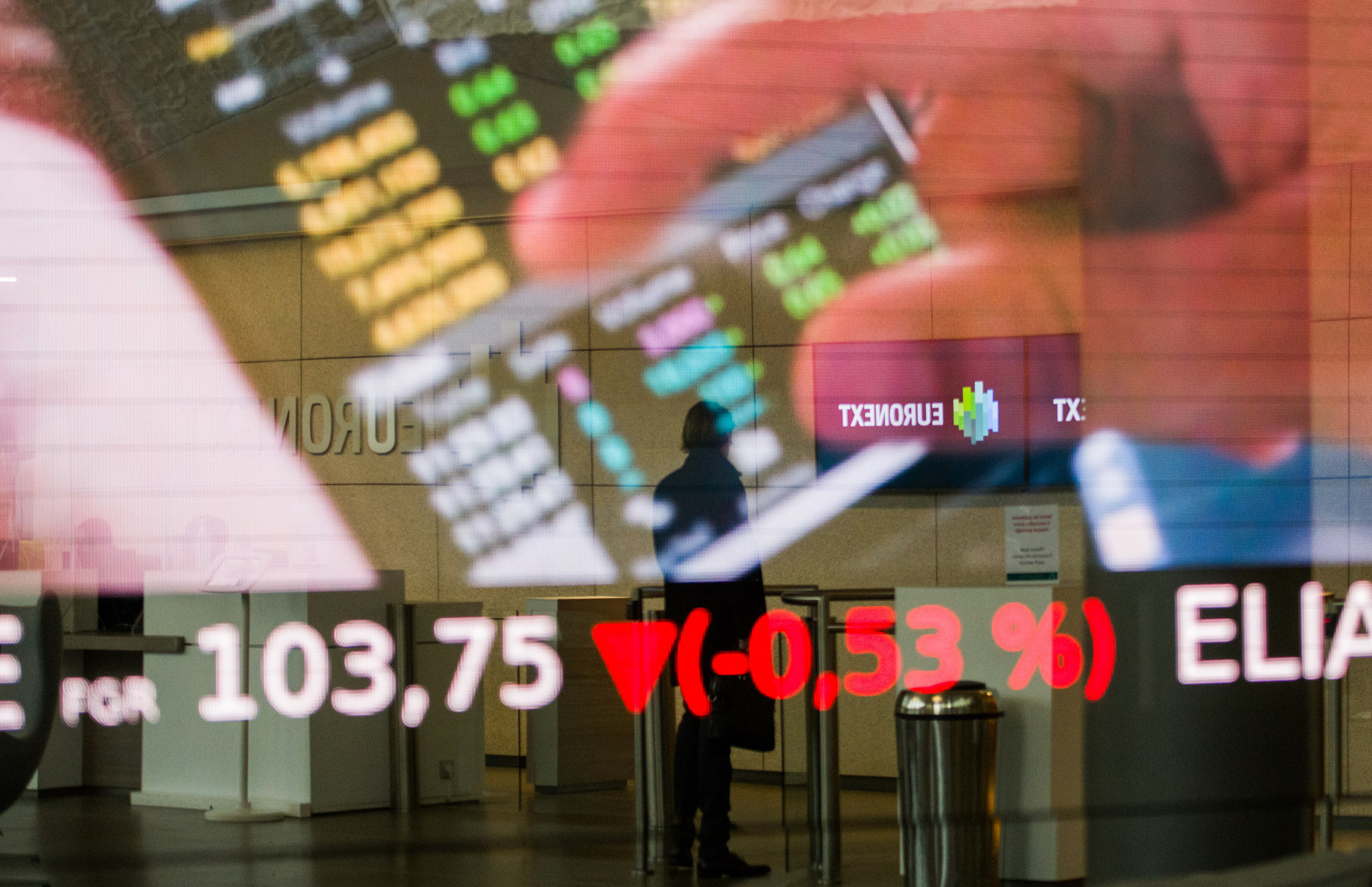 Накратко од светот: Распродажба на акциите на технолошките компании