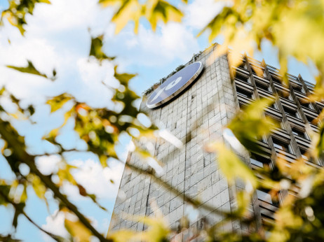 НЛБ со рекордна добивка? Четири аналитичари даваат свои прогнози