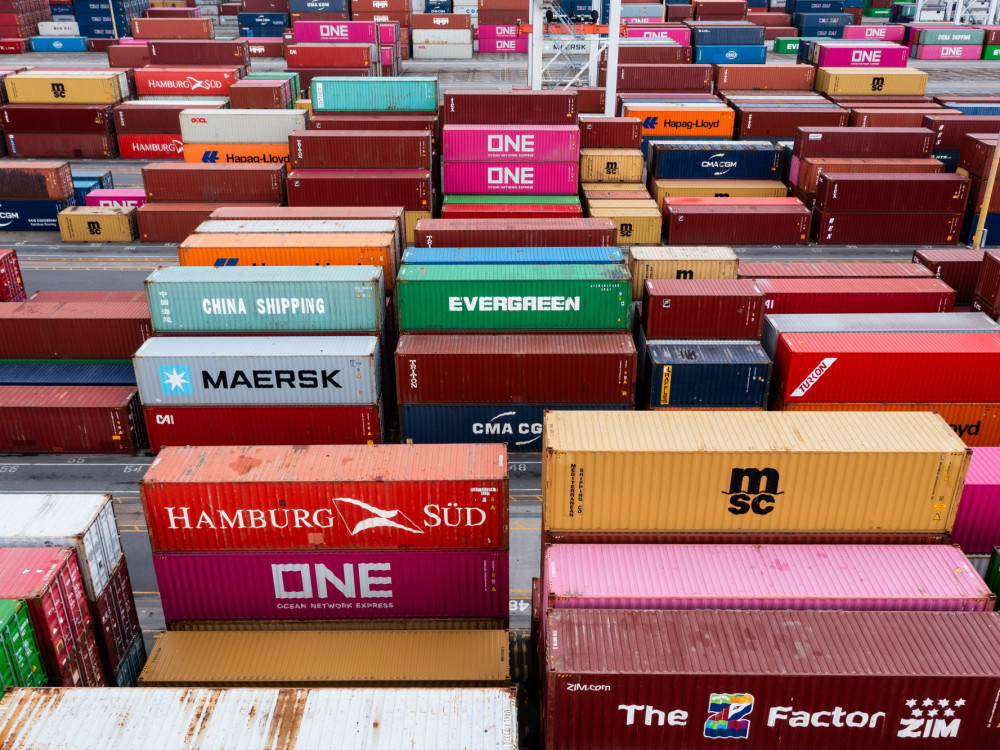 Кои се победниците, а кои губитниците од царините на Трамп?