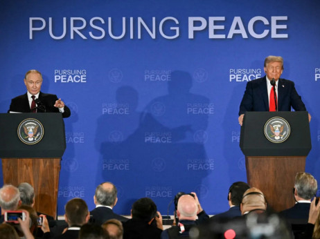 „Исклучително продуктивна“ средба меѓу Трамп и Путин, но сè уште нема договор