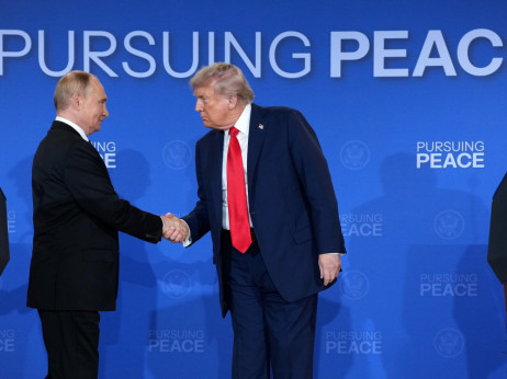 Џејмс Ставридис: 10 начини да го принудите Путин да се врати на преговарачката маса
