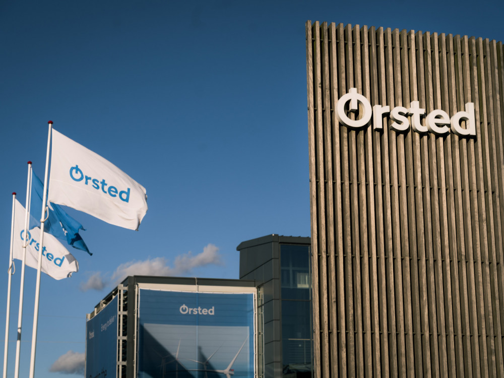 „Орстед“ издава нови акции по значително пониска цена за рекордна докапитализација