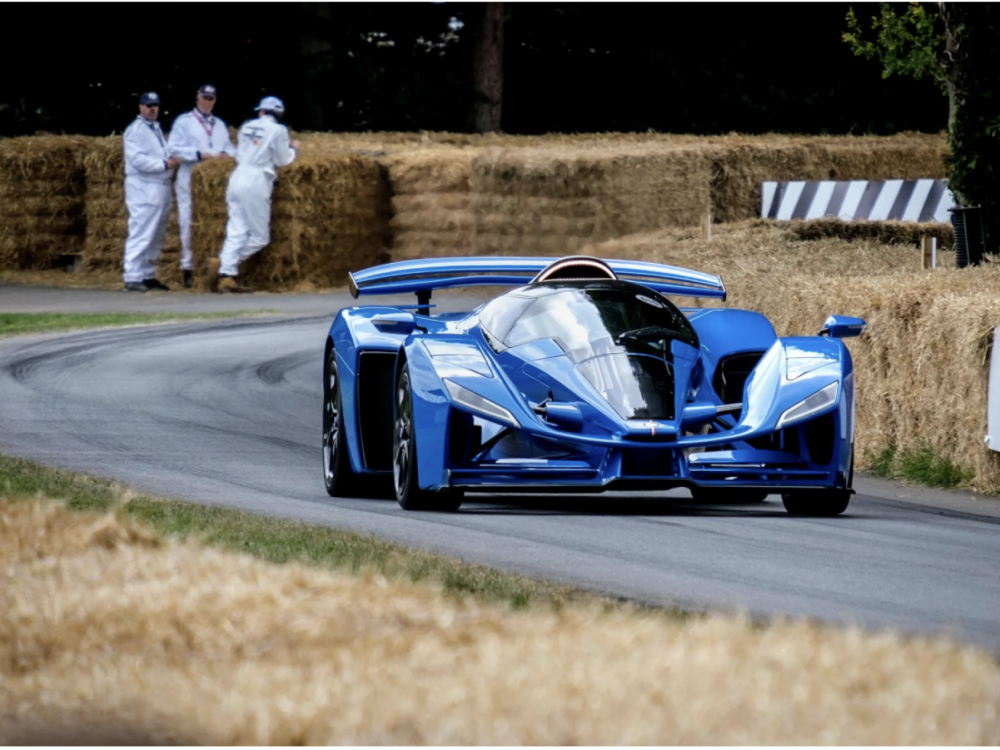 Сопственикот на луксузниот бренд за хиперавтомобили „Делаж“: Ќе бидам веднаш зад „Бугати“!