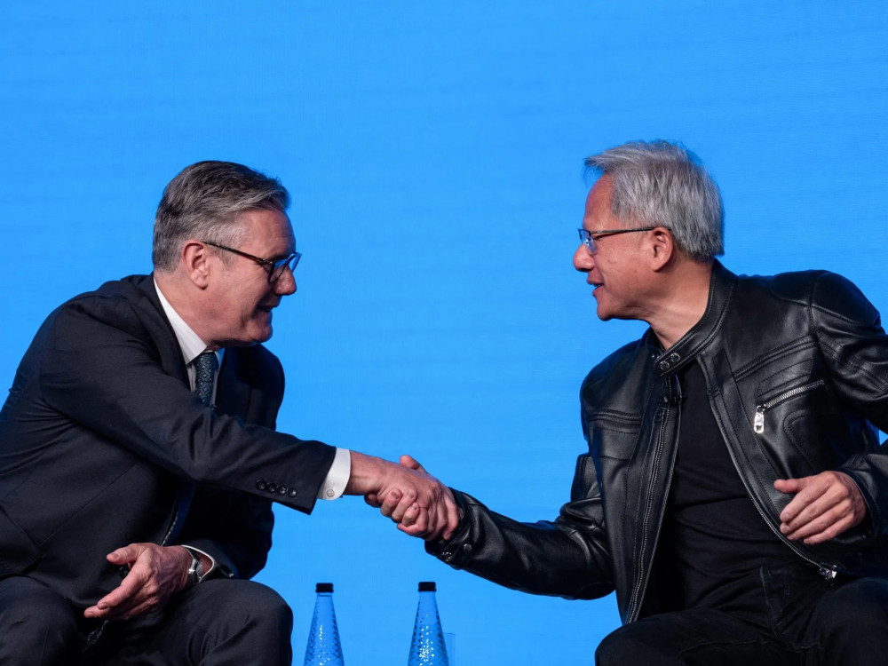 „Енвидија“ инвестира 2 милијарди фунти во британските „Вејв“ и „Револут“