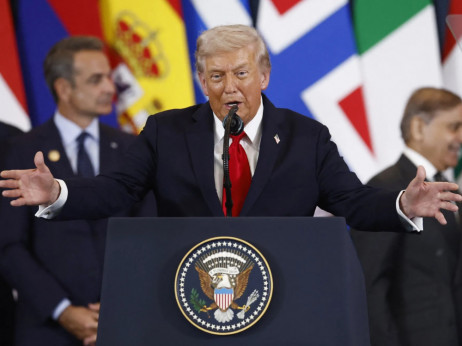 Трамп во центарот на вниманието на Блискиот Исток – тешкиот дел допрва следи