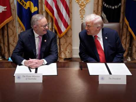 Трамп склучи договор за критични минерали со Австралија за да ѝ се спротивстави на Кина