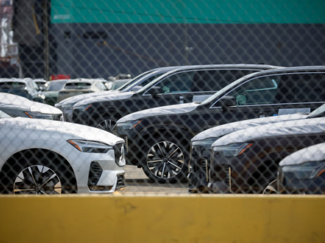 Volvo Car tone na rekordno nizak nivo dok direktor poručuje da je kinesko tržište nestalo