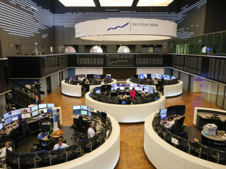 Мерц повика на создавање „европски Волстрит“ за заедничко тргување со акции