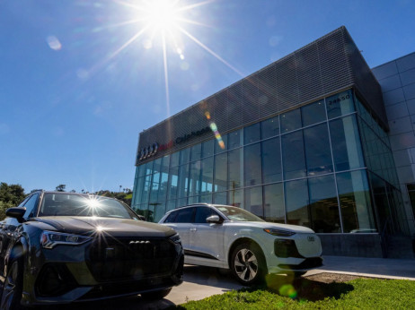 „Ауди“ ги намали прогнозите поради жестока конкуренција и економски притисоци