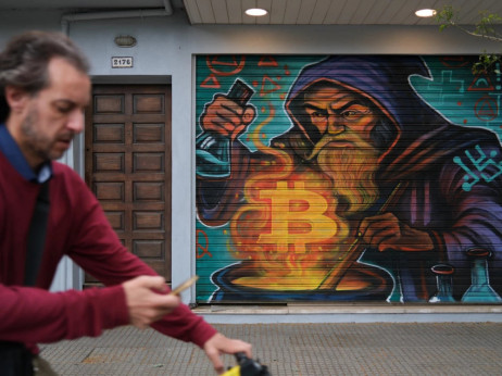 Што значи тековниот пад на биткоинот и како аналитичарите ја гледаат иднината