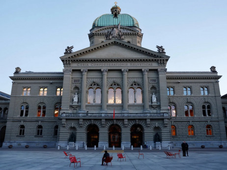 Швајцарија е на чекор до постигнување подобар договор со САД за царина од 15 отсто