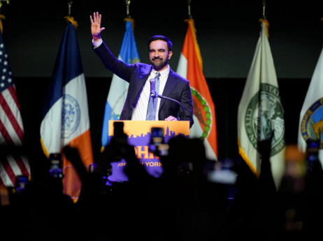 Тимот на Трамп ја преиспитува финансиската помош за Њујорк по победата на Мамдани