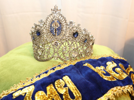 Мис универзум 2025: Судир на визии, пари и его се заканува да го сруши глобалниот избор