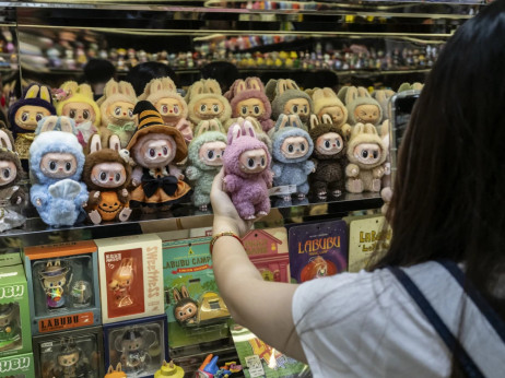 Еуфоријата по Лабубу може да пукне како балонот со „Бини бејбис“, велат аналитичари