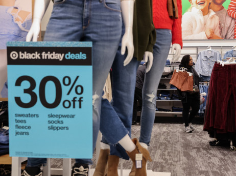 Како попаметно да купувате за Блек фрајдеј оваа година?