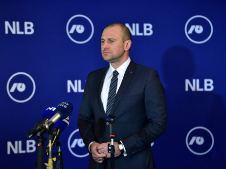 Zakaj so hrvaški pokojninski skladi prodali delnice NLB in Petrola?