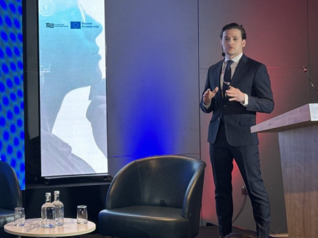 Lukačićev tjedni presjek – Slovenci ne daju burzu, mirovinci rasprodaju Končar i ulažu u premijske slastice