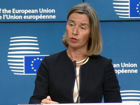 Уапсена Федерика Могерини под сомнение дека местела тендери