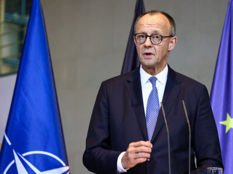 Мерц вели дека Германија сака мандат од ОН за обезбедување на Ормускиот Tеснец