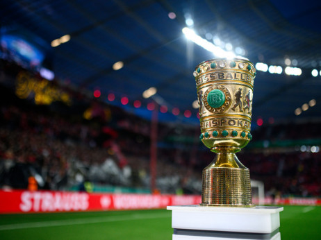 Никој веќе не се грижи за купот? Фудбалскиот бизнис ја јаде традицијата