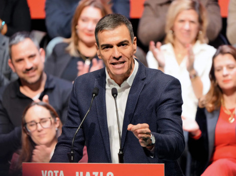 Педро Санчез претрпе пораз на регионалните избори во Шпанија под товарот на скандалите