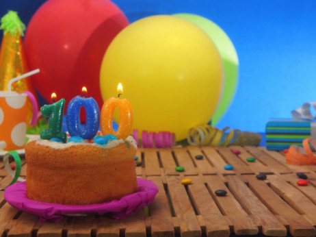 Доаѓа времето на стогодишници во регионот и Европа, но и на главоболки