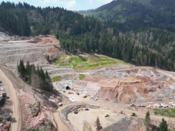 Адриатик металс