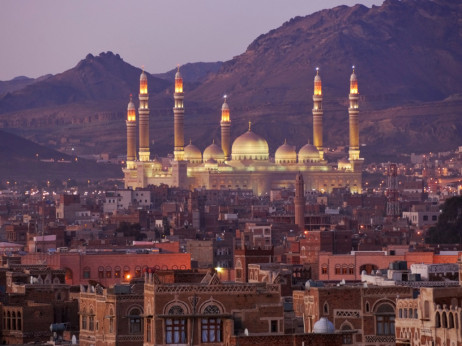 Саудиска Арабија повикува на преговори за Јемен бидејќи растат тензиите со ОАЕ