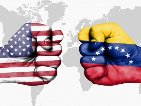 Трамп го грабна Мадуро, но засега го остава неговиот режим на власт