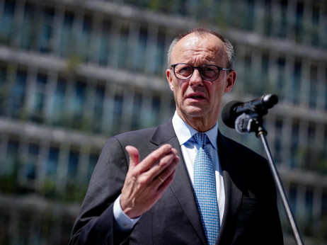 Германскиот канцелар Мерц предвидува пад на Исламската Република Иран