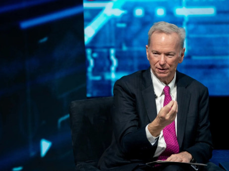 Европа мора да инвестира во ВИ со отворен код или да препушти сè на Кина