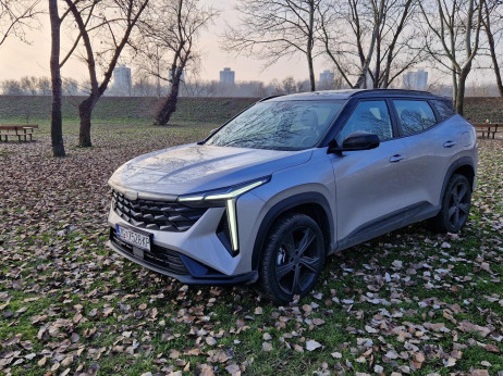 „Гили ситиреј“ на тест - жеден Кинез со криза на идентитетот