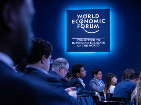 Неделен преглед: Трамп, Гренланд и Давос – стари закани и нови договори